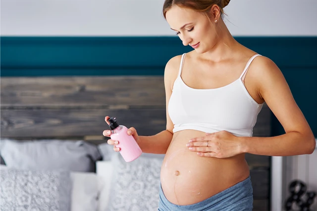 Chăm Sóc Da Cho Phụ Nữ Mang Thai: 4 Hướng Dẫn Toàn Diện