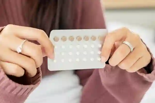 Uống Thuốc Tránh Thai Hằng Ngày Có Sao Không? 4 Lợi Ích