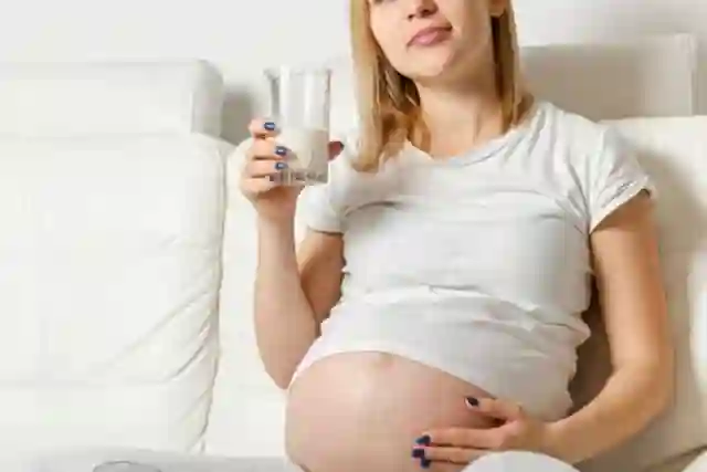 Phụ Nữ Mang Thai Có Thể Uống Rượu Không? 3 Tác Động
