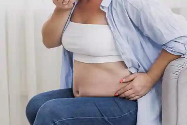 Ra Máu Như Hành Kinh Khi Mang Thai: 6 Nguyên Nhân