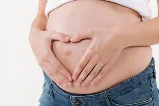 Tâm Lý Phụ Nữ Mang Thai 3 Tháng Đầu: Những Điều Cần Biết
