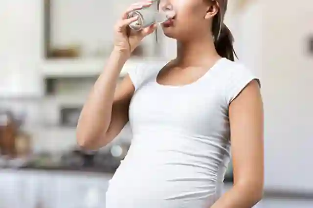 Phụ Nữ Mang Thai Có Thể Uống Nước Kiềm Không Và 5 Lưu Ý